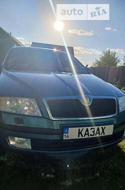 Универсал Skoda Octavia 2008 в Городке