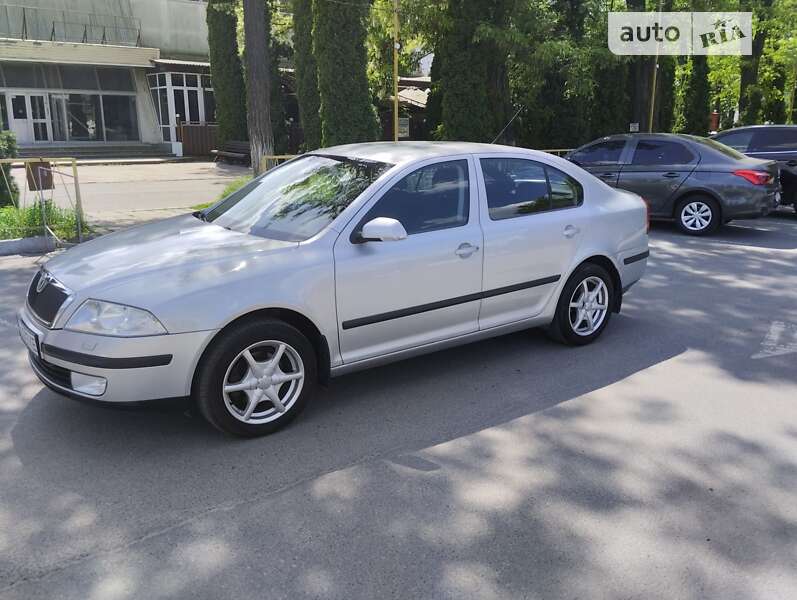 Лифтбек Skoda Octavia 2005 в Виннице