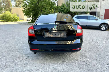 Лифтбек Skoda Octavia 2010 в Харькове