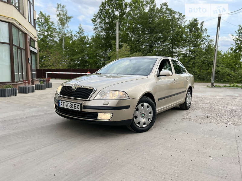 Лифтбек Skoda Octavia 2005 в Богородчанах