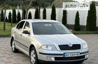 Ліфтбек Skoda Octavia 2006 в Іршаві