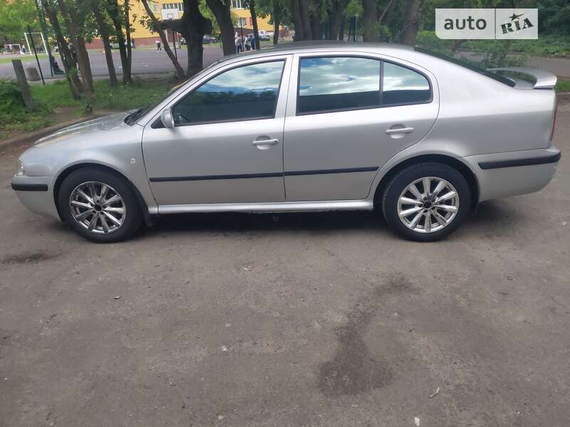 Лифтбек Skoda Octavia 2005 в Киеве