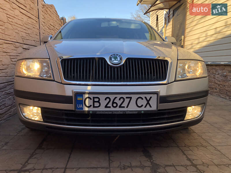 Лифтбек Skoda Octavia 2006 в Чернигове