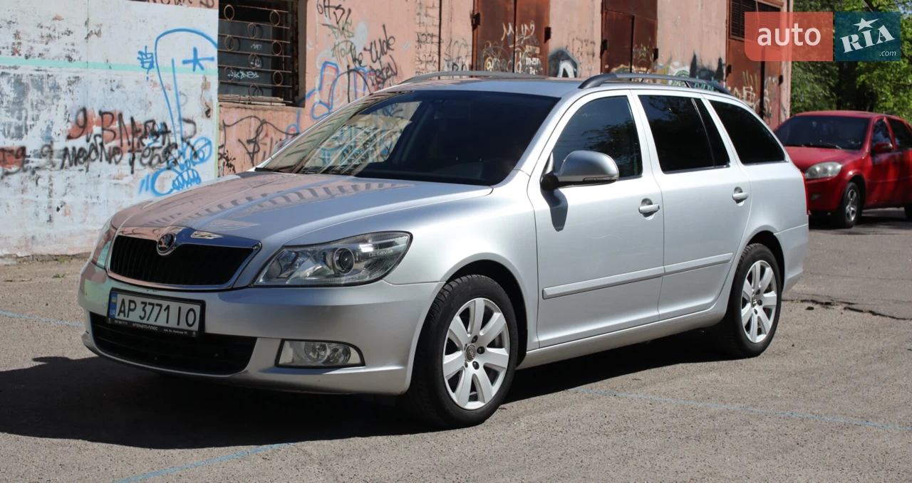 2011 Skoda Octavia - мініатюра 10