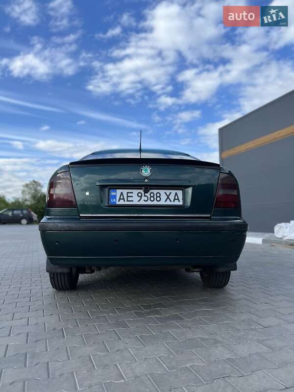 Универсал Skoda Octavia 2000 в Желтых Водах