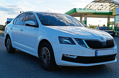 Ліфтбек Skoda Octavia 2020 в Дніпрі