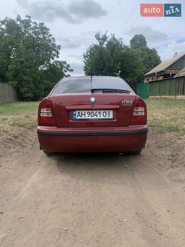 Лифтбек Skoda Octavia 2005 в Краматорске