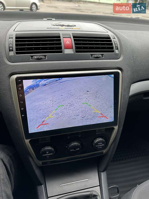 Универсал Skoda Octavia 2005 в Виннице