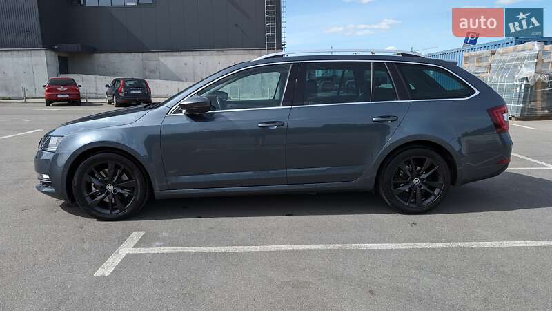 Универсал Skoda Octavia 2017 в Ирпене