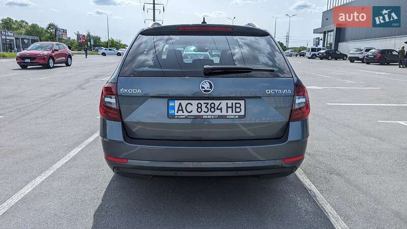 Универсал Skoda Octavia 2017 в Ирпене