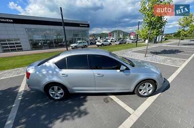 Лифтбек Skoda Octavia 2013 в 