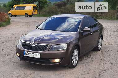 Лифтбек Skoda Octavia 2016 в Ужгороде