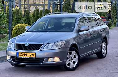 Универсал Skoda Octavia 2012 в Стрые