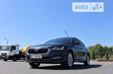 Лифтбек Skoda Octavia 2021 в Львове