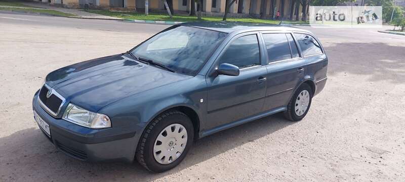 Универсал Skoda Octavia 2004 в Чугуеве