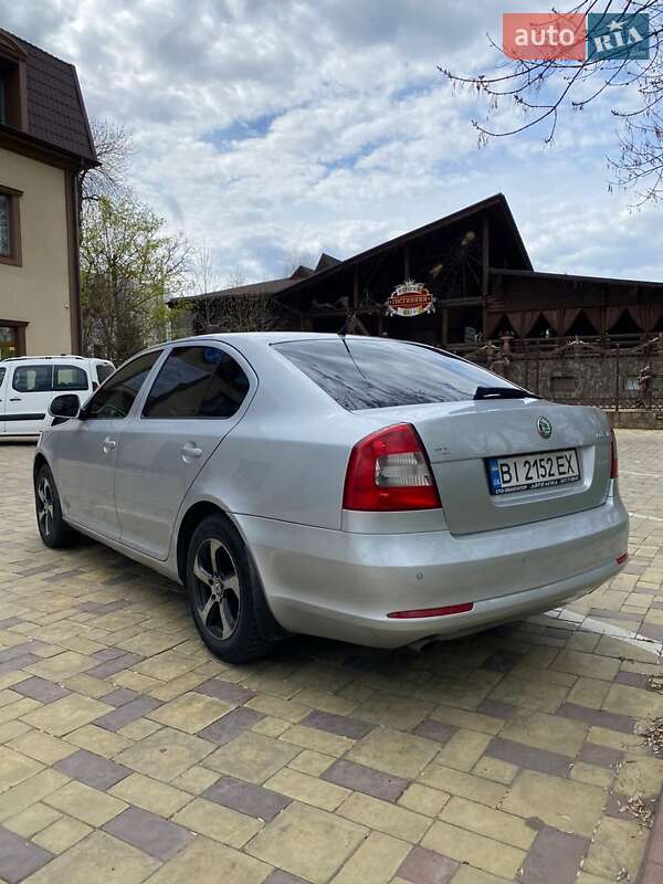 Лифтбек Skoda Octavia 2009 в Кременчуге