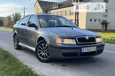 Лифтбек Skoda Octavia 2002 в Турке