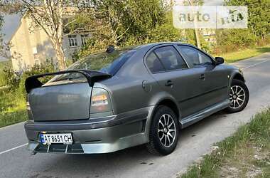 Лифтбек Skoda Octavia 2002 в Турке