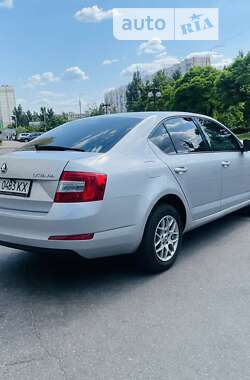 Ліфтбек Skoda Octavia 2015 в Києві