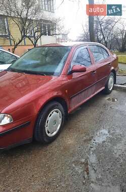 Лифтбек Skoda Octavia 1998 в Львове