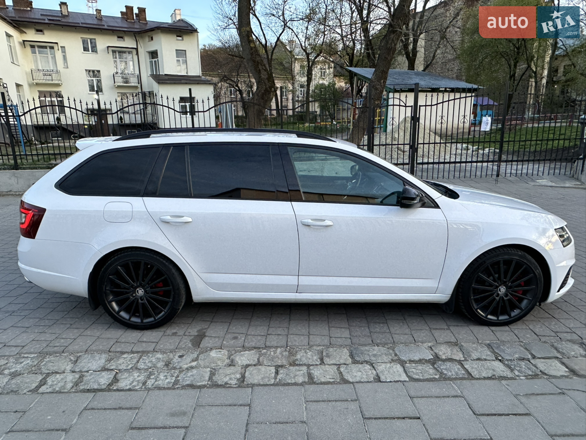 2017 Skoda Octavia - мініатюра 11