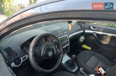 Лифтбек Skoda Octavia 2009 в 