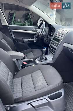 Ліфтбек Skoda Octavia 2012 в 