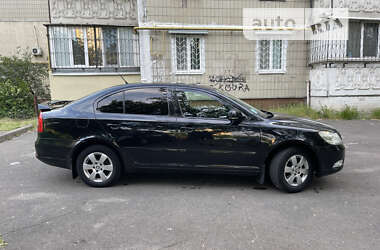 Лифтбек Skoda Octavia 2010 в Киеве