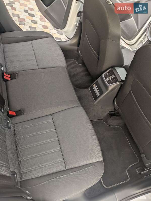 Універсал Skoda Octavia 2017 в Ужгороді