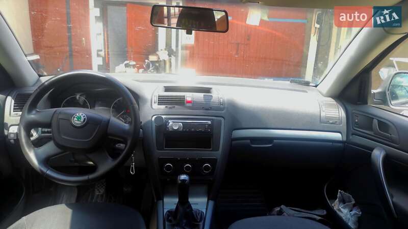 Універсал Skoda Octavia 2012 в Хотині