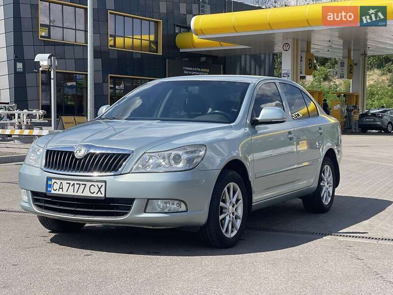 Ліфтбек Skoda Octavia 2010 в Києві