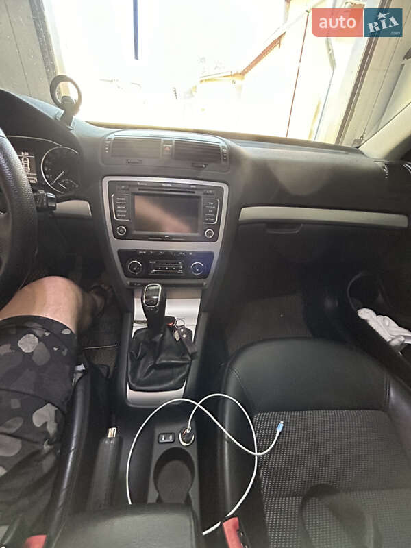 Универсал Skoda Octavia 2011 в Монастырище