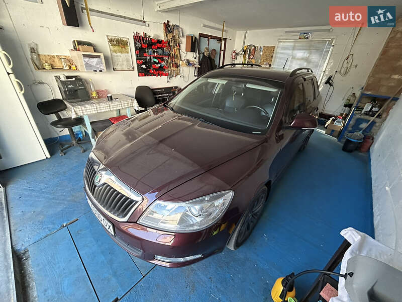 Универсал Skoda Octavia 2011 в Монастырище