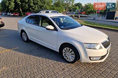 Лифтбек Skoda Octavia 2016 в Каменском