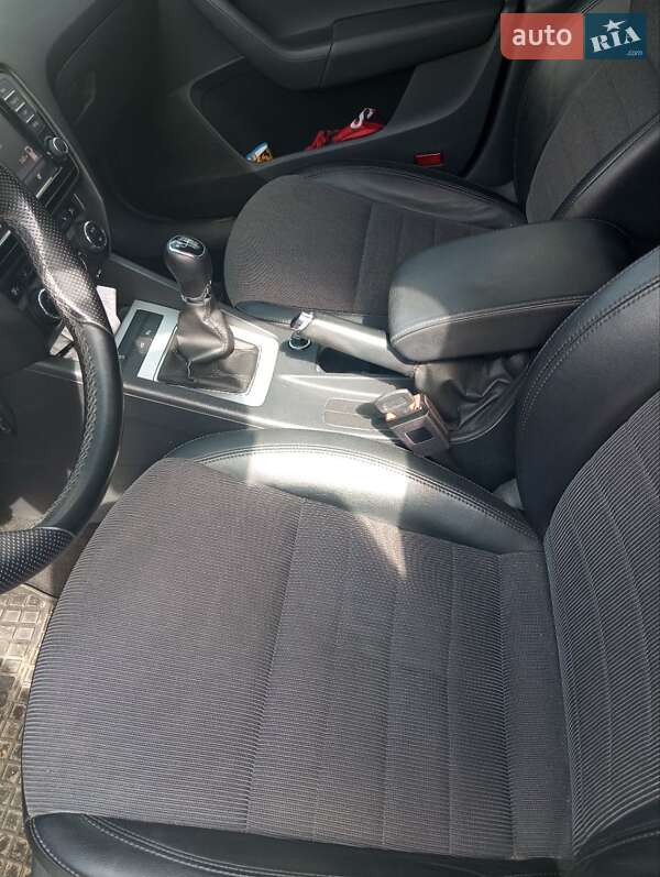 Универсал Skoda Octavia 2015 в Бердичеве фото 13 Универсал Skoda Octavia 2015 в Бердичеве