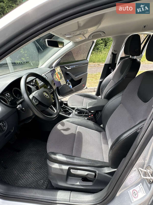 Универсал Skoda Octavia 2018 в Золочеве