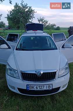 Универсал Skoda Octavia 2012 в 