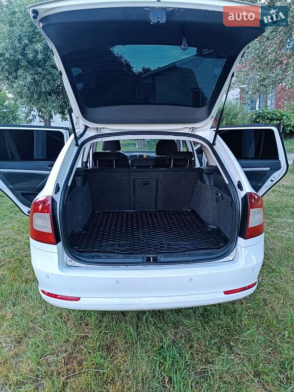Универсал Skoda Octavia 2012 в Луцке