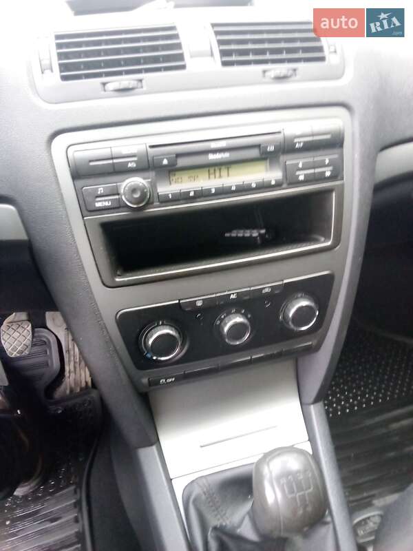 Універсал Skoda Octavia 2012 в Ковелі