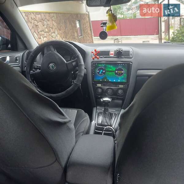 Лифтбек Skoda Octavia 2008 в Львове