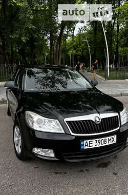 Ліфтбек Skoda Octavia 2009 в Дніпрі