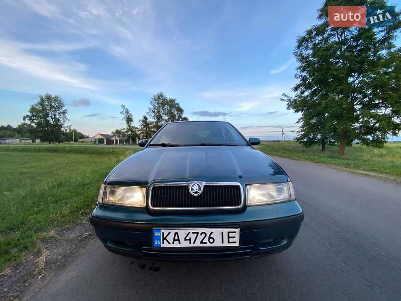 Ліфтбек Skoda Octavia 1999 в Шостці