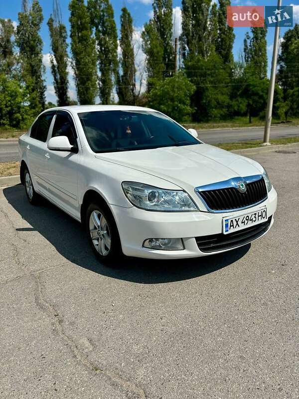 Лифтбек Skoda Octavia 2011 в 