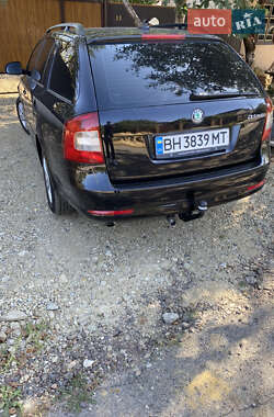 Универсал Skoda Octavia 2010 в 