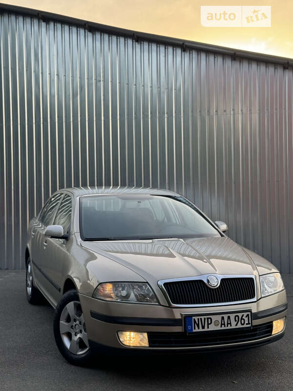 Ліфтбек Skoda Octavia 2006 в Березані