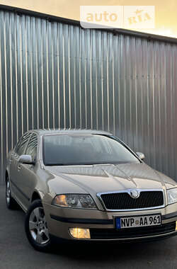 Ліфтбек Skoda Octavia 2006 в Березані