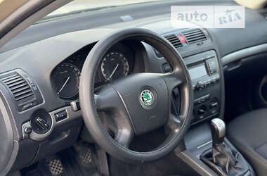 Ліфтбек Skoda Octavia 2006 в Березані