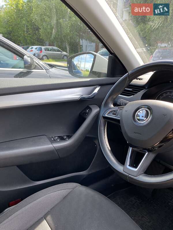 Лифтбек Skoda Octavia 2018 в Луцке