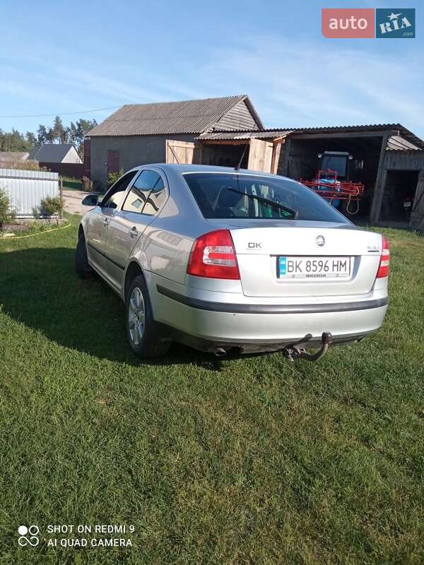 Лифтбек Skoda Octavia 2005 в Вараше