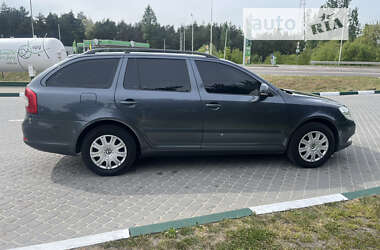 Універсал Skoda Octavia 2010 в Бродах